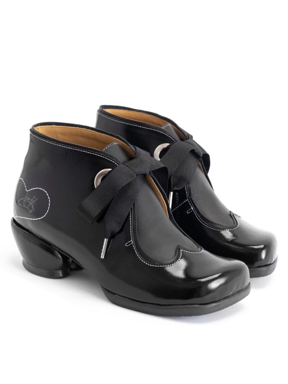 John Fluevog // Black Patent Leather Lace-Up Women's Ankle Shoes